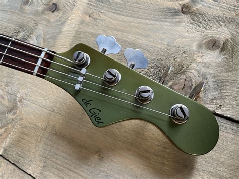 Bebop 4 Verdoro Green De Gier Guitars Basses