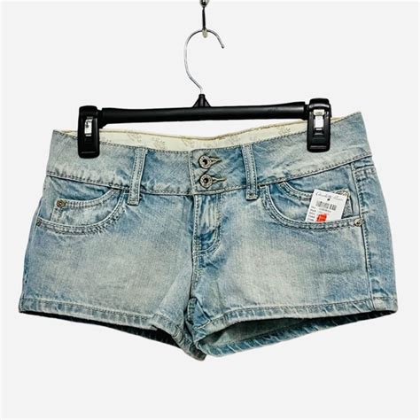 Refuge Shorts Refuge By Charlotte Russe Vintage Daisy Dukes Light