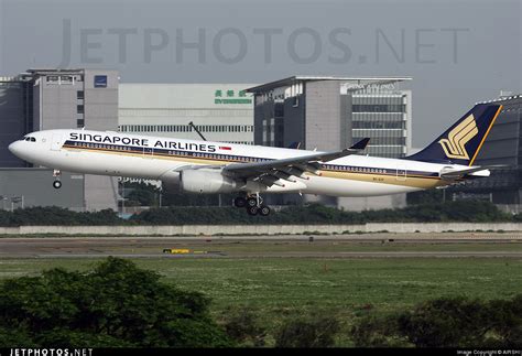 9V STF Airbus A330 343 Singapore Airlines AIRSHI JetPhotos