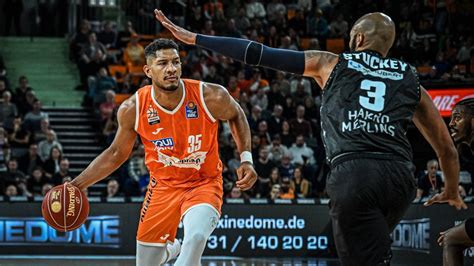 Basketball ratiopharm Ulm BBL Ulm schlägt starke Crailsheimer 94 87