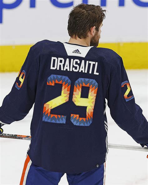 Leon Draisaitl 29 Autographed 2022 23 Edmonton Oilers Pre Game Warm