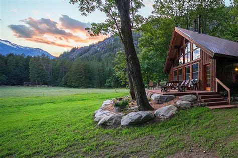 Stehekin Valley Ranch – Rustic Vacations