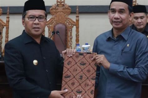 Dprd Tetapkan Apbd Makassar Sebesar Rp Triliun Antara News