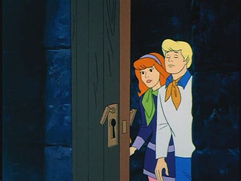 Scooby-Doo, Where Are You! - Hassle in the Castle - 1.03 - Scooby-Doo ...