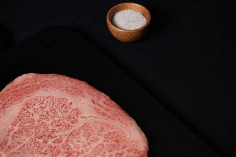 Japanese A5 Wagyu Certified Kobe Beef Ribeye I Bms 12 10 12oz