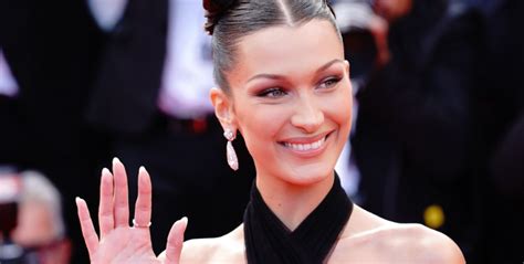 Vous serez étonné La plus belle mannequin Bella Hadid a partagé ses