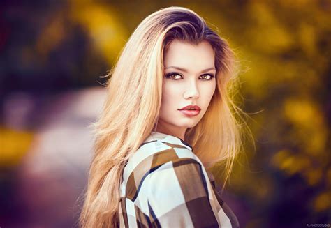 Lods Franck Blonde Portrait Model Face Long Hair Ekaterina Women