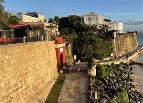 San Juan Tour A Pie Por El Casco Antiguo Y Entrada Al Fuerte Del Morro