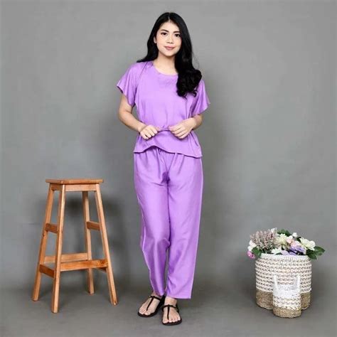 Memahami Keunggulan Rayon Twill Dalam Pembuatan Baby Doll Toko Kain