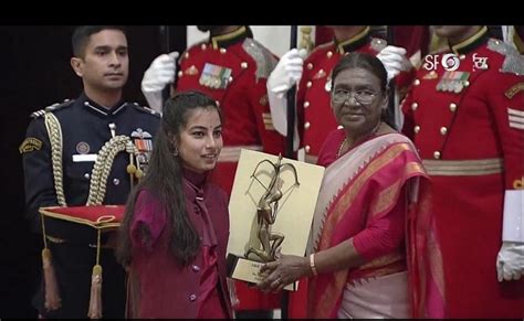 J K Para Archer Sheetal Devi Receives Arjuna Award Kashmir Observer