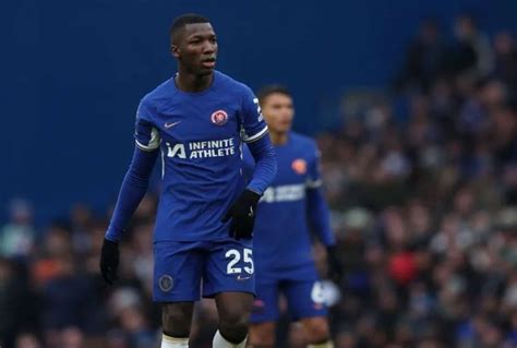 Premier League El Chelsea con Moisés Caicedo de titular ganó al