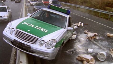 IMCDb org 2002 Mercedes Benz E Klasse W211 in Alarm für Cobra 11