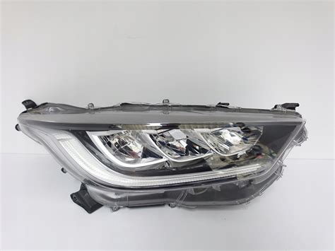 TOYOTA YARIS IV 4 19 LAMPA FULL LED PRAWA EUROPA za 700 zł z Łowyń