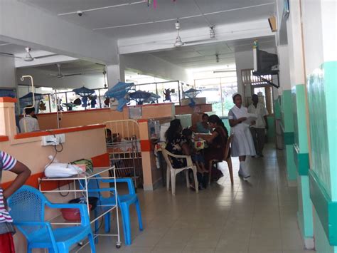 Tracy's Travels: Pediatrics at Karapitiya Hospital