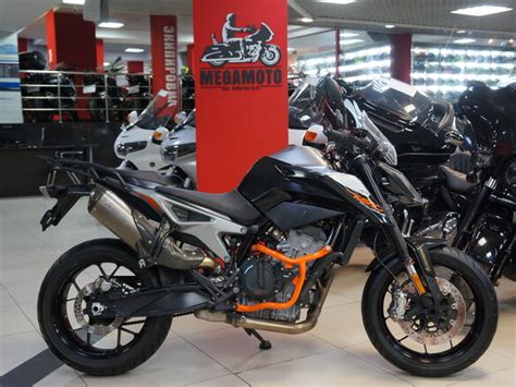 Купить б у KTM 790 Duke инжектор 6 передач в Москве чёрный naked bike 2019 года по цене 690 000