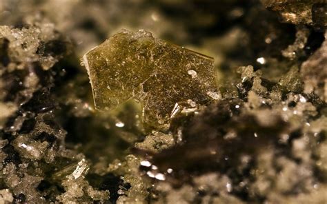 🔮 Flogopita Mineral Qué Es Propiedades Y Usos