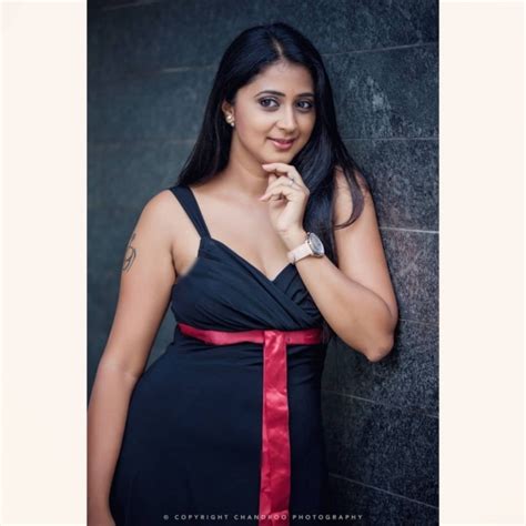 Pazhassi Raja Movie Fame Kaniha In Glamour Look See Latest Instagram