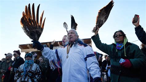 Court Orders Dakota Crude Pipeline Shutdown In Win For Native American