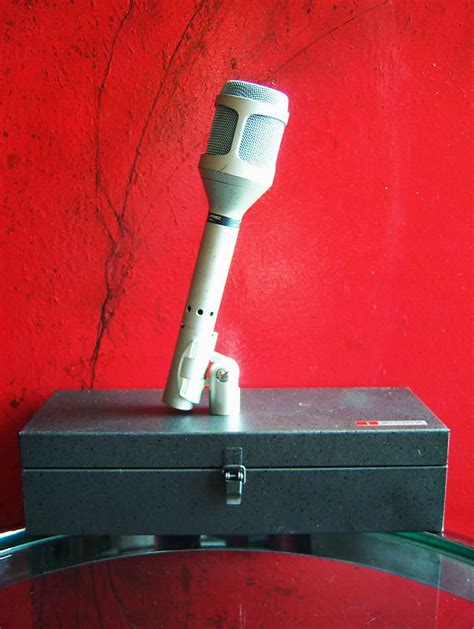 Vintage Rarer Shure Sm Dynamic Cardioid Microphone W Reverb