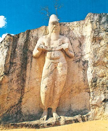 Statue of the Great Parakramabahu | aboutceylon