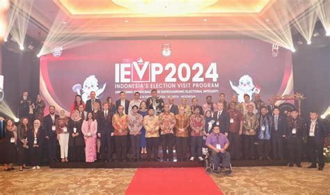 Dekan Fisip Usu Menghadiri Indonesia S Election Visit Program Ievp