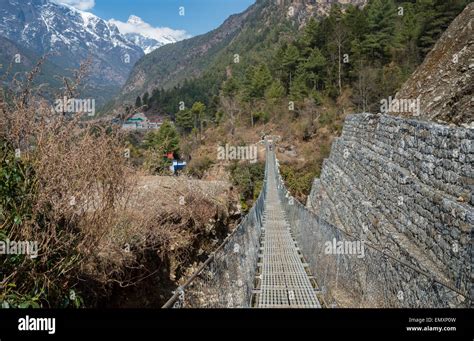 Pont Suspendu En Acier Banque De Photographies Et Dimages Haute