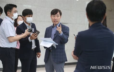 하태경 위원장 해양수산부 공무원 피격사건과 관련 도어스테핑 네이트 뉴스