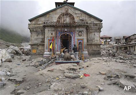 Uttarakhand Sanctum Sanctorum Bell Safe In Kedarnath Shrine India Tv