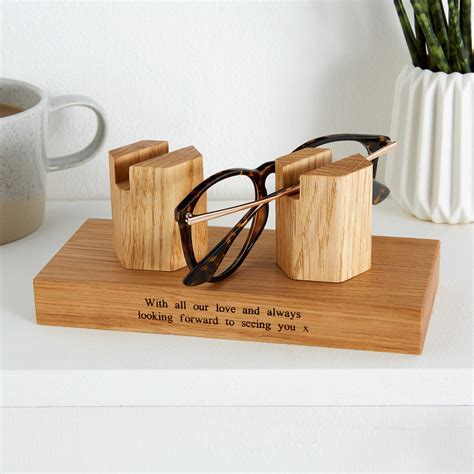 Solid Oak Personalised Glasses Stand Mijmoj