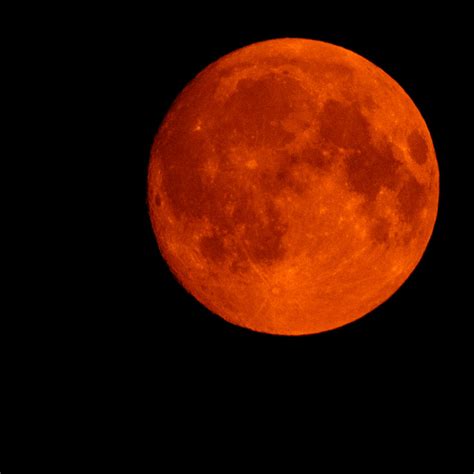 Smoky Red Moon Moon Through The Haze Of Smoke In Eastern W Flickr