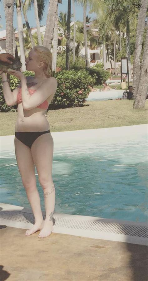 She Looks So Good In That Bikini R Planetstatlander