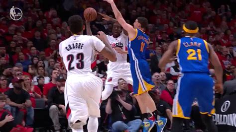 Nba Playoff 2017 Warriors Vs Trail Blazers Round 1 Game 3 Move 24