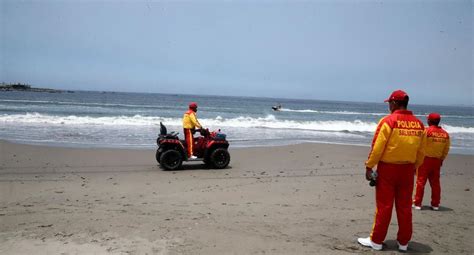 Más De 500 Policías Vigilarán Las Playas De La Región Edicion Correo