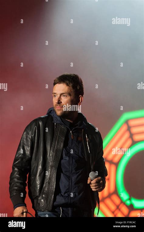 Damon Albarn Lead Singer Blur Hi Res Stock Photography And Images Alamy