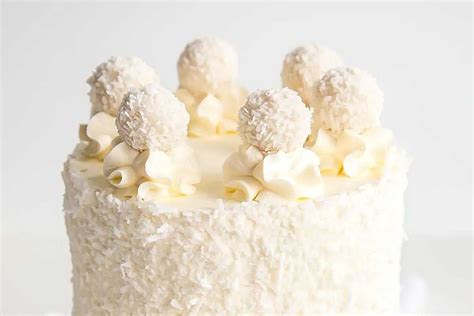 24 Best Vanilla Cakes Perfect For A Special Occasion