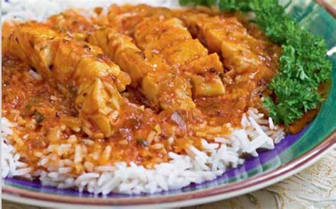 Fish Fillets In An Aromatic Red Sauce Yakhnat Samak Brenda Gantt Recipes