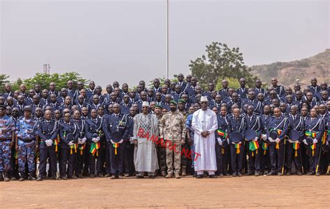 La Biographie Du Parrain De La Promotion Parcours Exceptionnel De Feu