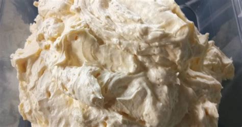 Resep Buttercream Lembut Tanpa Mentega Putih Oleh Siswaty Elfin