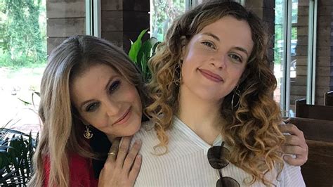 Lisa Marie Presley And Riley Keough S Poignant Last Footage Talking About Elvis Video Hello