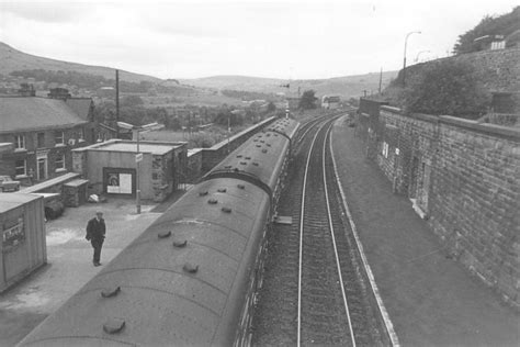 Greenfield Station © Peter Whatley Geograph Britain And Ireland