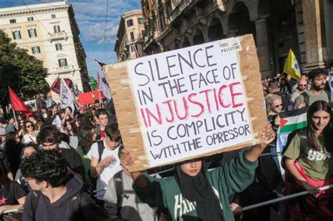 Corteo Pro Palestina A Roma Dago Fotogallery