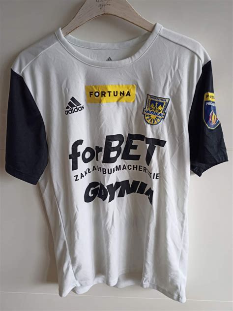 Arka Gdynia Goalkeeper Football Shirt Sponsored By Forbet