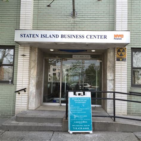 staten island business center st george  saint marks pl