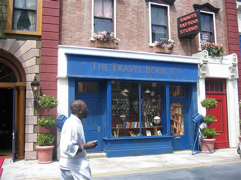 22 Notting Hill Movie Book Store Notting Hill Movie Movies Travel