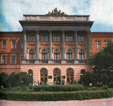 Головний корпус НУ "Львівська політехніка" - Львів