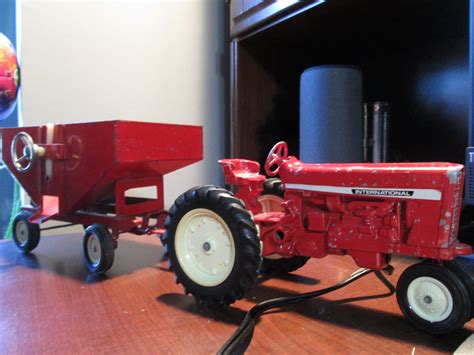 Vintage Ertl Co Red International Tractor Trailer Dyersville Iowa USA 8 Steel - Etsy