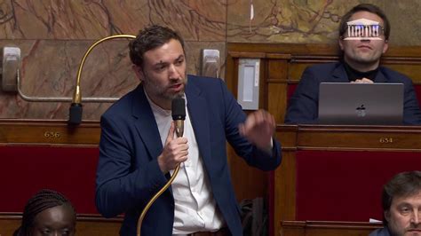 Réforme des retraites vive polémique autour d une photo du député LFI