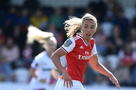 Arsenal Midfielder Jordan Nobbs Back In England Squad After Recovering From Acl Injury London