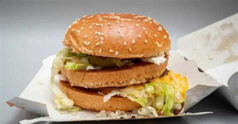 Mcdonald S Modifie La Recette Du Big Mac Les Internautes Sont Sceptiques