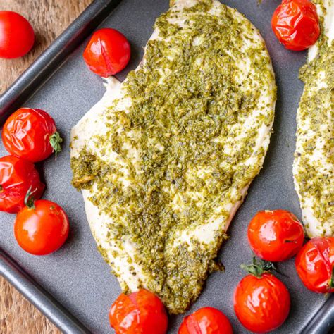 Pesto Hähnchen mit 3 Zutaten ein schnelles Feierabend Rezept